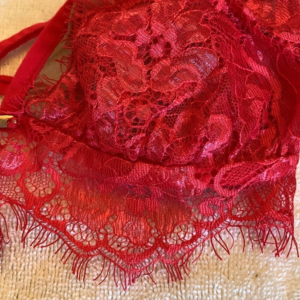 Stylestalker red lace bra Size XS NWT - Picture 7 of 7